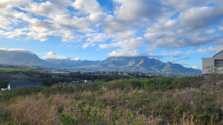 0 Bedroom Property for Sale in Kingswood Golf Estate Western Cape